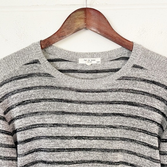 EUC Rag & bone Lightweight Striped Gray Black Crewneck Long Sleeve Sweater XS - Picture 4 of 8